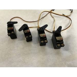 Hitec 5495 HB digital testad bra skick 4-pack