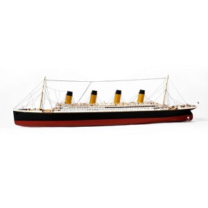 Billing Boats - RMS Titanic 1:144 Komplett - Träskorv