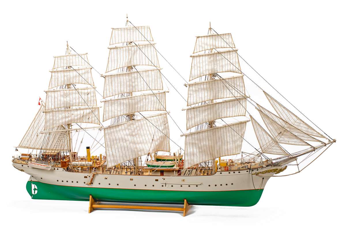 Billing Boats - Danmark Special Edition 1:75 - Träskrov