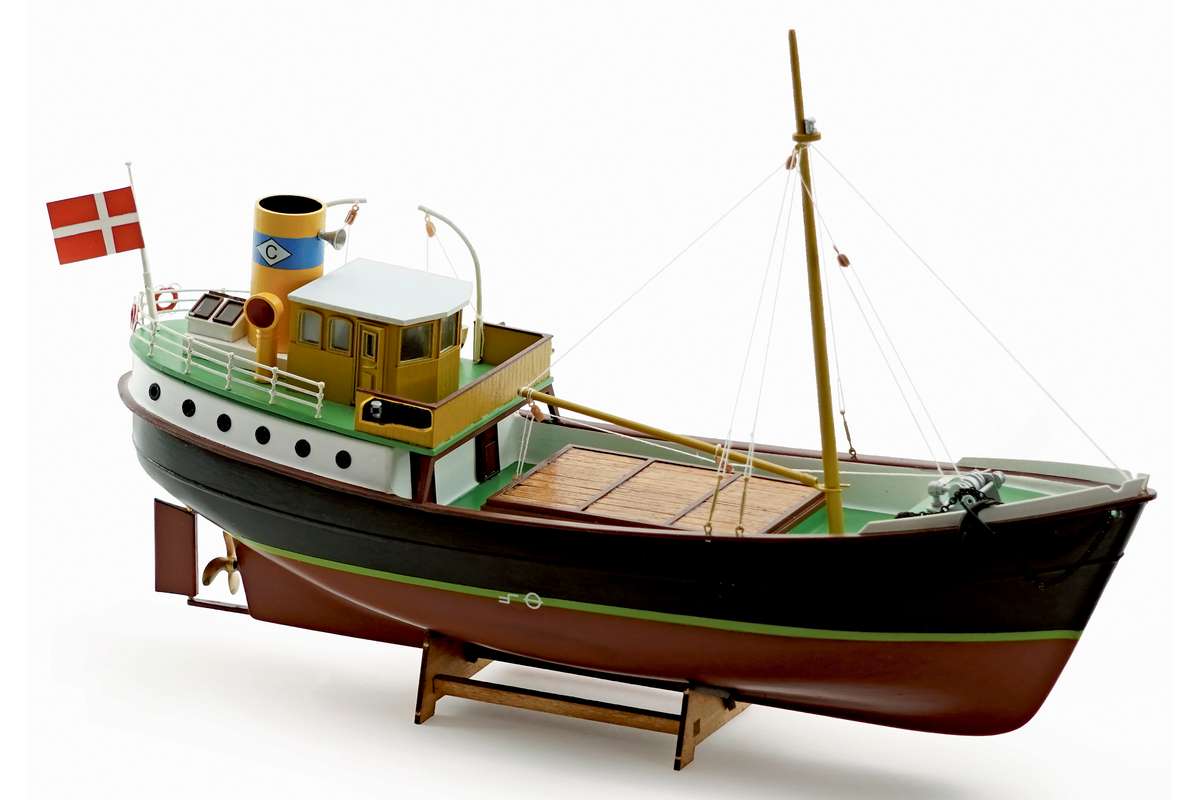 Billing Boats - Carli 1:60 - Plastskrov