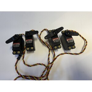 Hitec servo 645MG som nya 4st