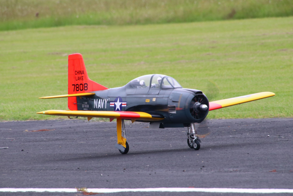 Seagull T-28 Giant Scale 2060mm spv. ARF 35-60cc Grå-gul - Bild 3