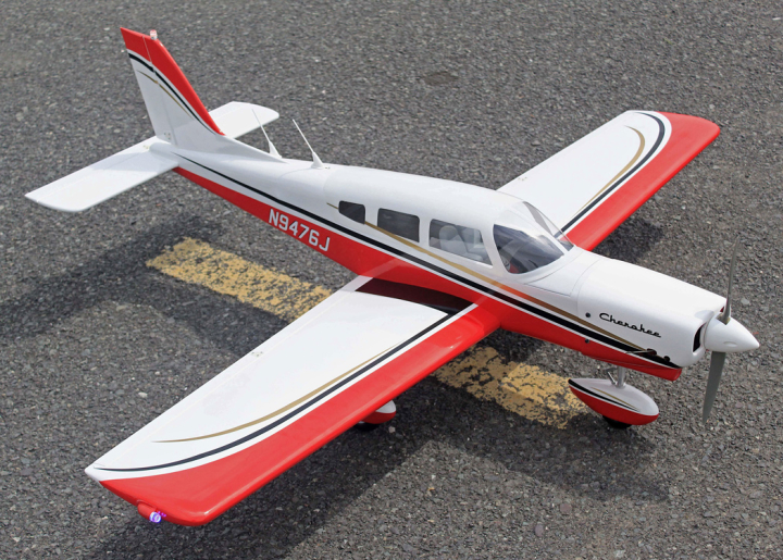 Seagull Piper Cherokee radiostyrt flygplan balsa RC modell