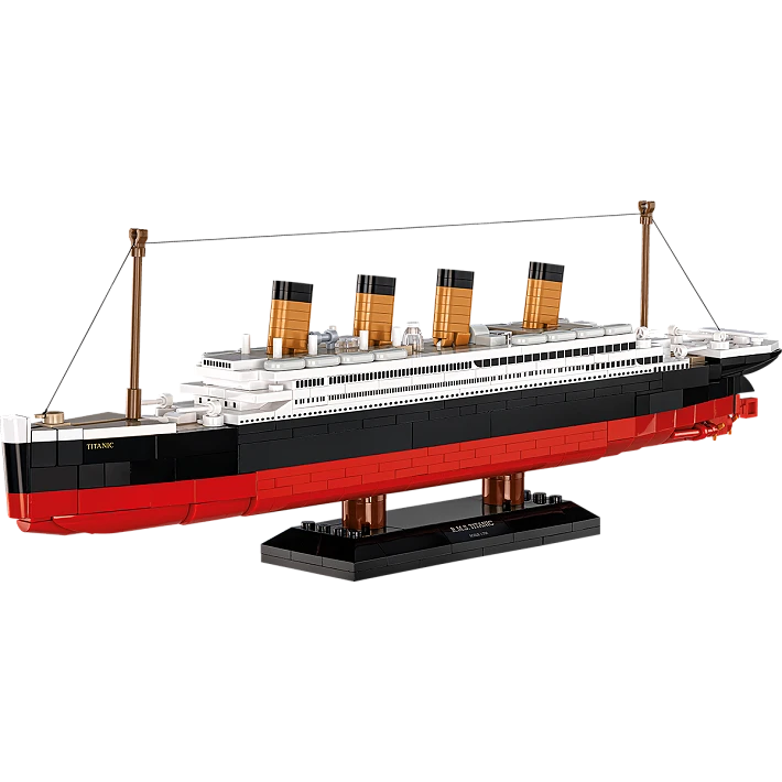 Cobi R.M.S. Titanic