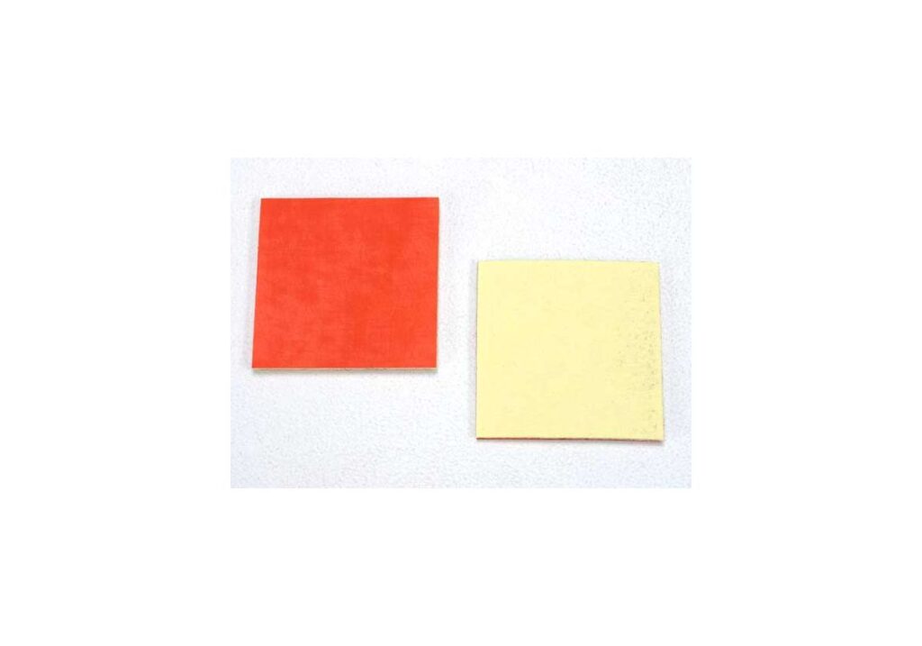 Dubbelhäftande Foam-plattor Traxxas 1589 25x25mm (2)