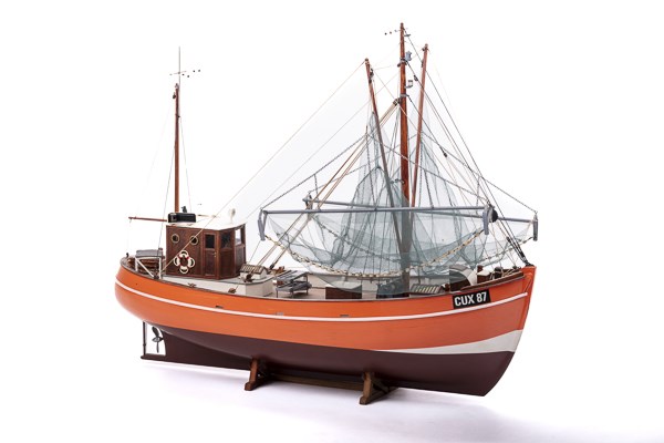 Billing Boats - CUX 87 (Krabbenkutter) 1:33 - Träskrov
