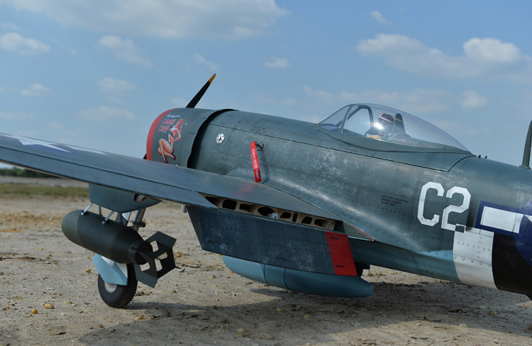 Black Horse P-47 Thunderbolt 50-60cc Bensin ARF el-landställ - Bild 4