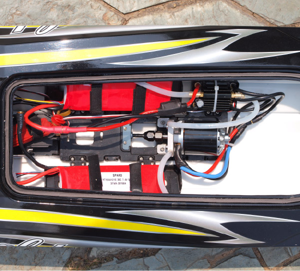 Joysway Alpha 1000mm Borstlös V-båt ARTR Gul - Bild 3