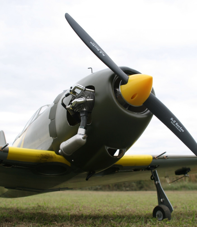 SAITO FG-17 17cc 4-takts Bensinmotor - Bild 4