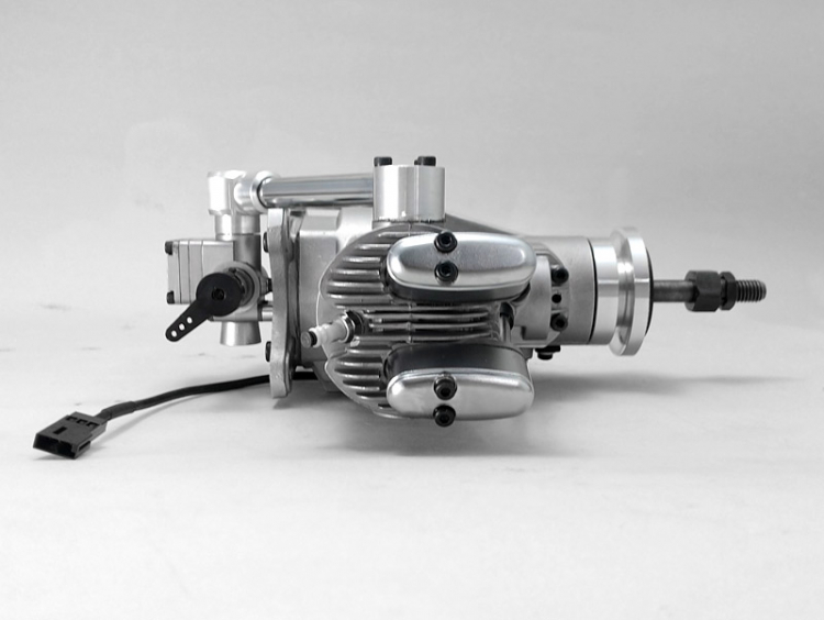 SAITO FG-41TS 41cc 4-takts Twin Bensinmotor - Bild 3