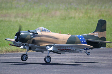 Seagull Skyraider Camo 35-60cc Bensin 2.15m ARF