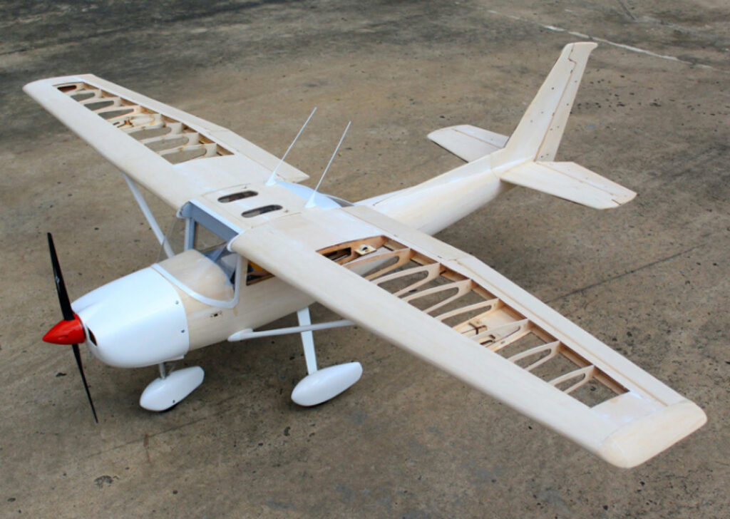 Seagull Cessna 152 Aerobat 2030mm Master Scale Kit