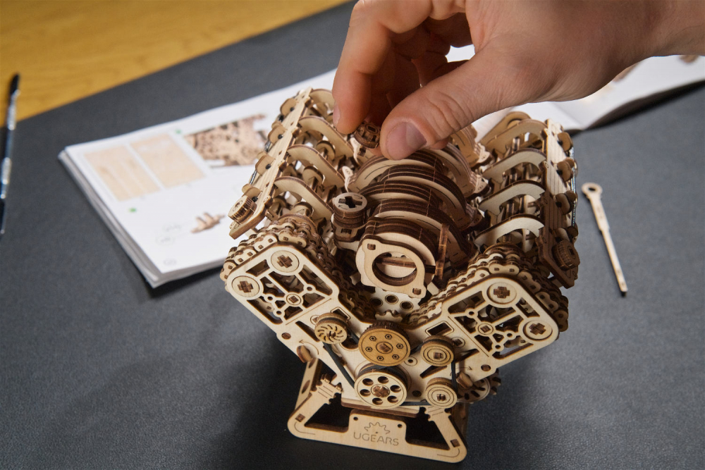 Ugears V8 Engine - Bild 8