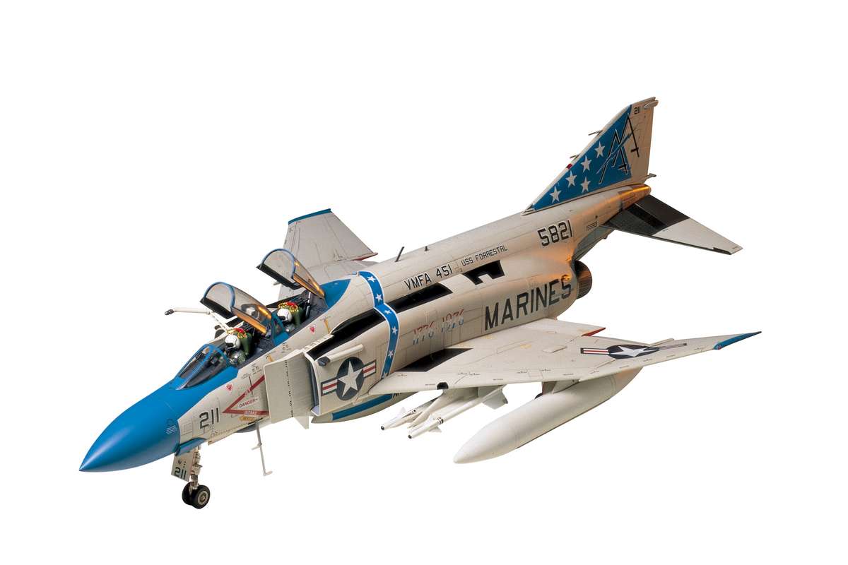 Tamiya Mcdonnell Douglas F-4J Phantom II 1/32 plastbyggsats – 60306