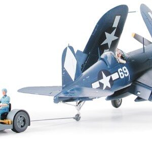 Tamiya Vought F4U-1D Corsair W/"MOTO-TUG" 1/48 plastbyggsats – 61085