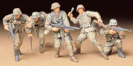 Tamiya German FRONT-LINE Infantrymen 1/35 plastbyggsats – 35196