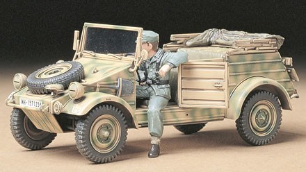 Tamiya German Kübelwagen Type 82 1/35 plastbyggsats – 35213