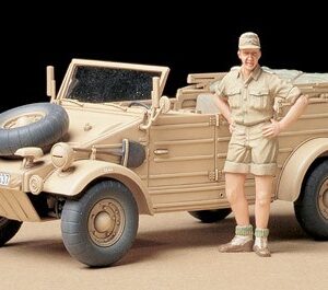 Tamiya German Kübelwagen Type 82 AFRICA-CORPS 1/35 plastbyggsats – 35238