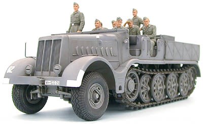 Tamiya German 18 Ton Heavy HALF-TRACK "FAMO" 1/35 plastbyggsats – 35239