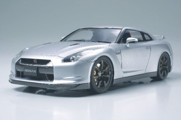 Tamiya Nissan GT-R 1/24 plastbyggsats – 24300