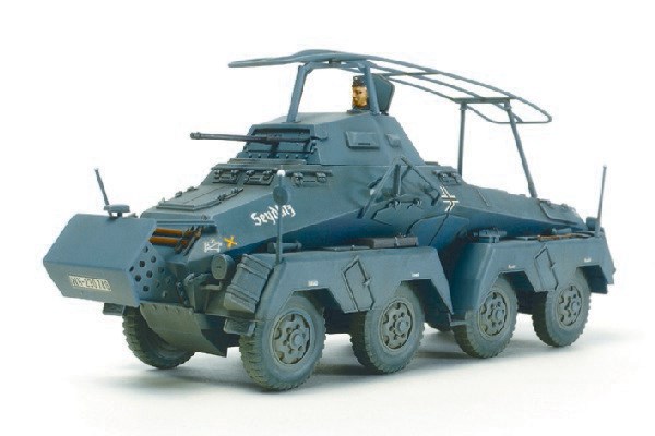 Tamiya German 8-WHEELED Heavy Armored Car Sd.Kfz.232 1/48 plastbyggsats – 32574