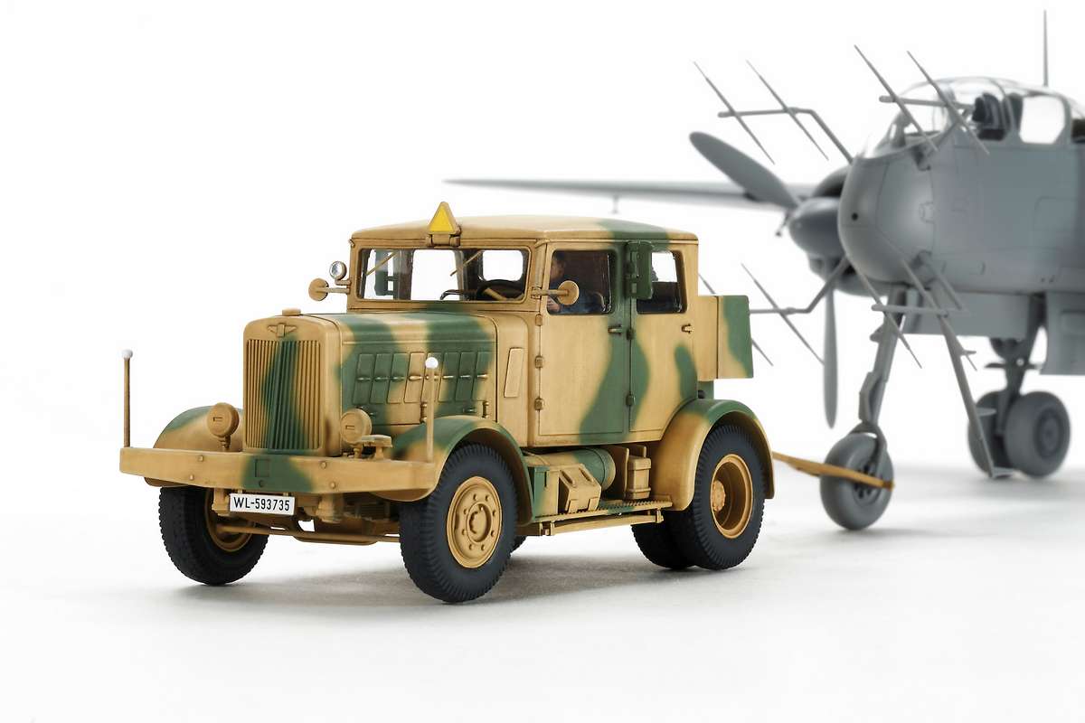 Tamiya German Heavy Tractor SS-100 1/48 plastbyggsats – 32593