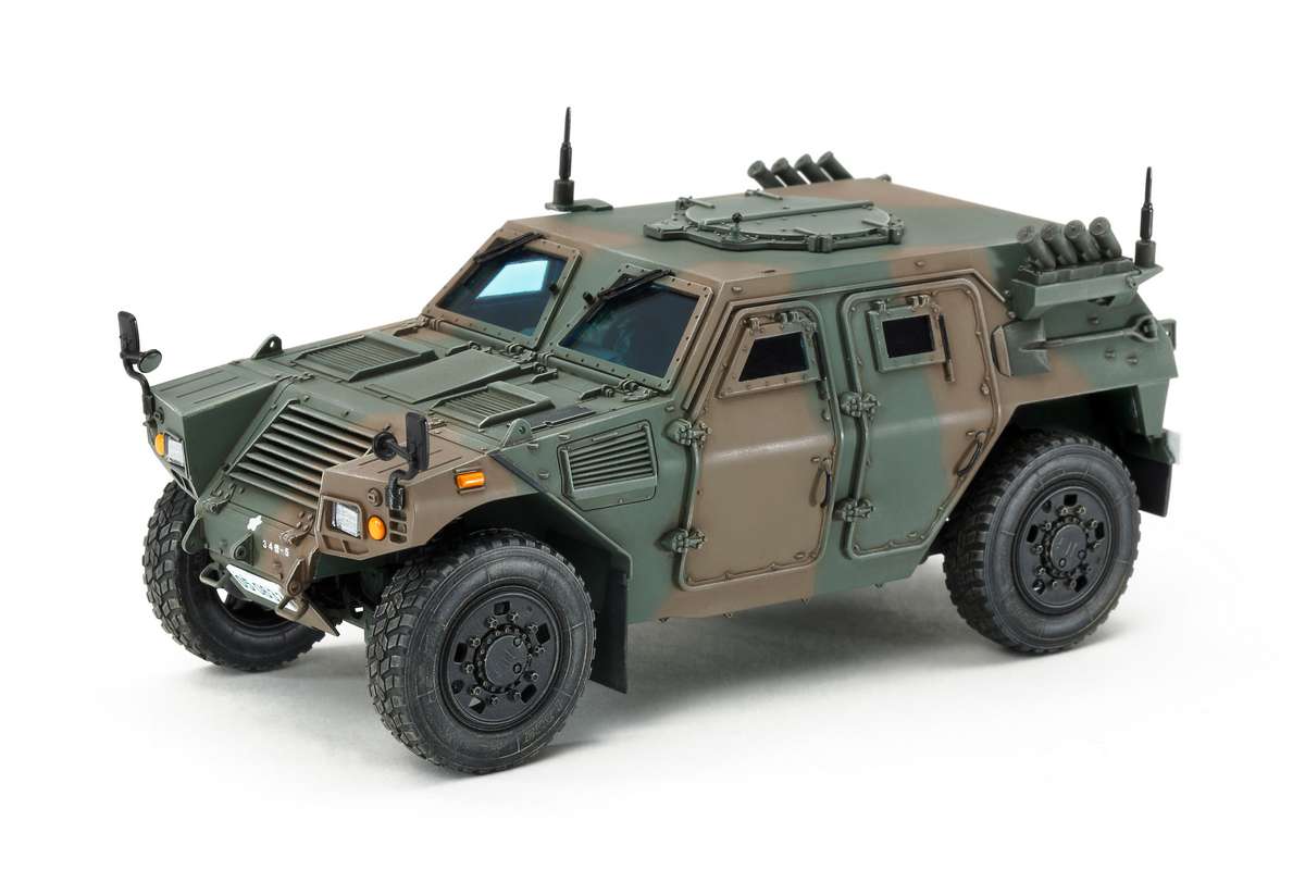 Tamiya JAPAN Ground Self Defense Force Light Armored Vehicle 1/35 plastbyggsats – 35368