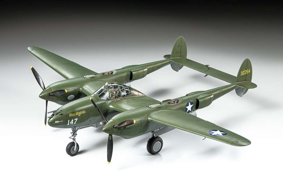 Tamiya Lockheed P-38F/G Lightning 1/48 plastbyggsats – 61120
