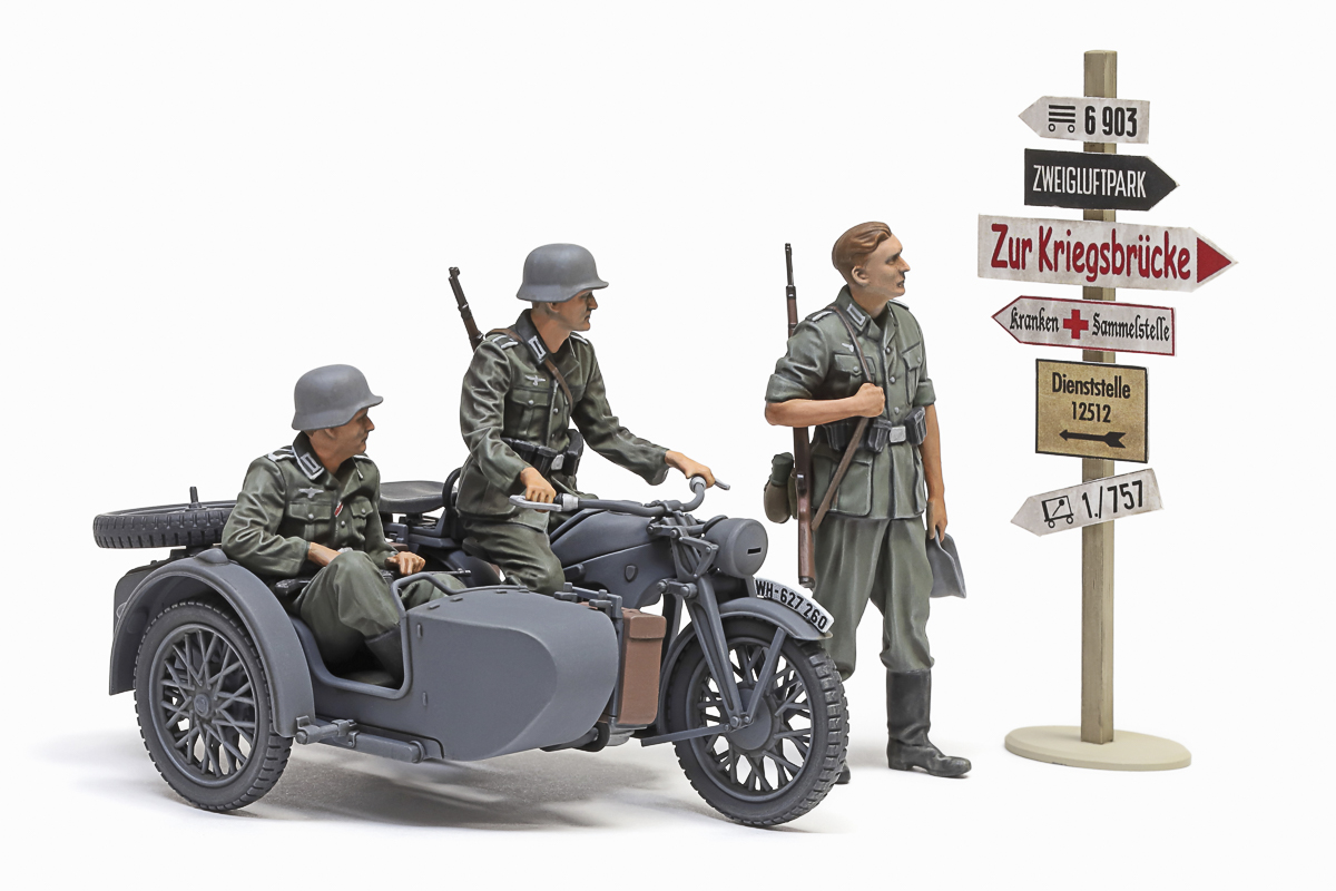 Tamiya German KS600 Motorcycle & Sidecar 1/35 plastbyggsats – 35384