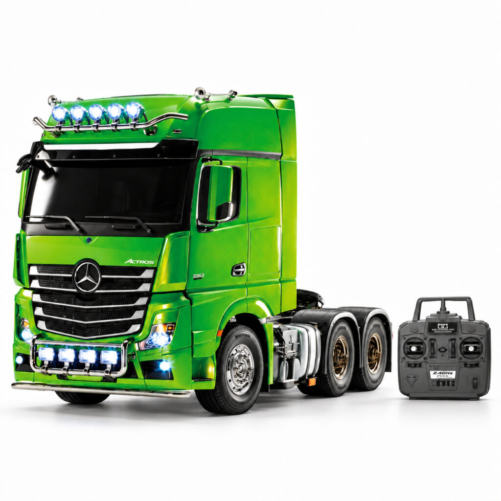 Tamiya 23801 Mercedes-Benz Actros 3363 6x4 GigaSpace – grön Full Option 1/14