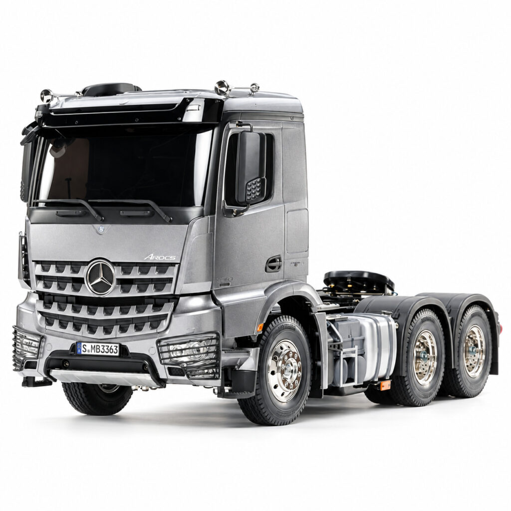 Tamiya 56359 – Mercedes-Benz Arocs 3363 6×4 1/14, ljusgrå